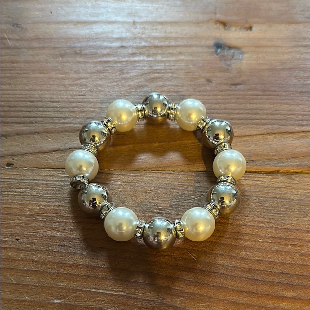 Elegant Silver and Cream Beaded Bracelet